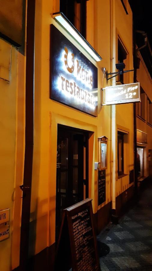 Hotel U Kone Бероун Екстер'єр фото