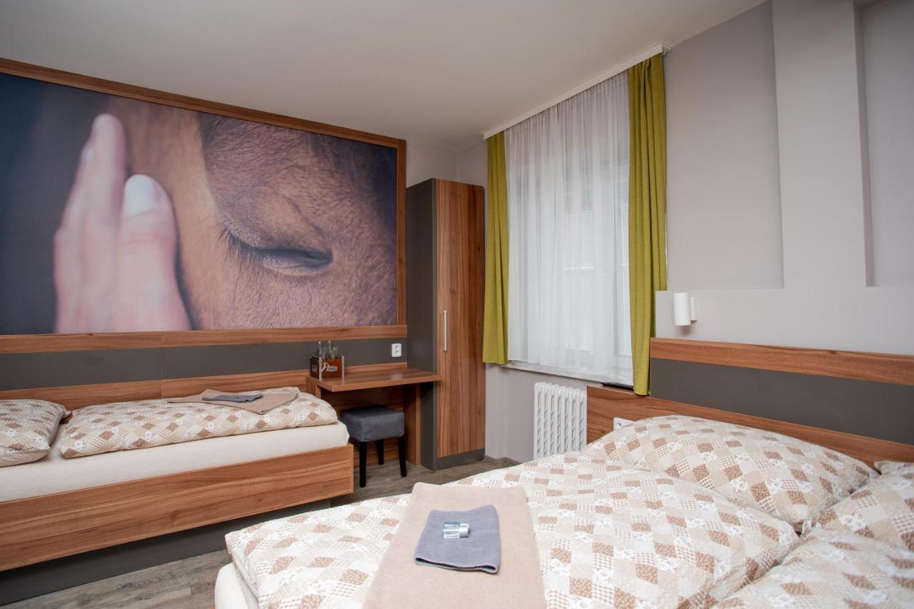 Hotel U Kone Бероун Екстер'єр фото